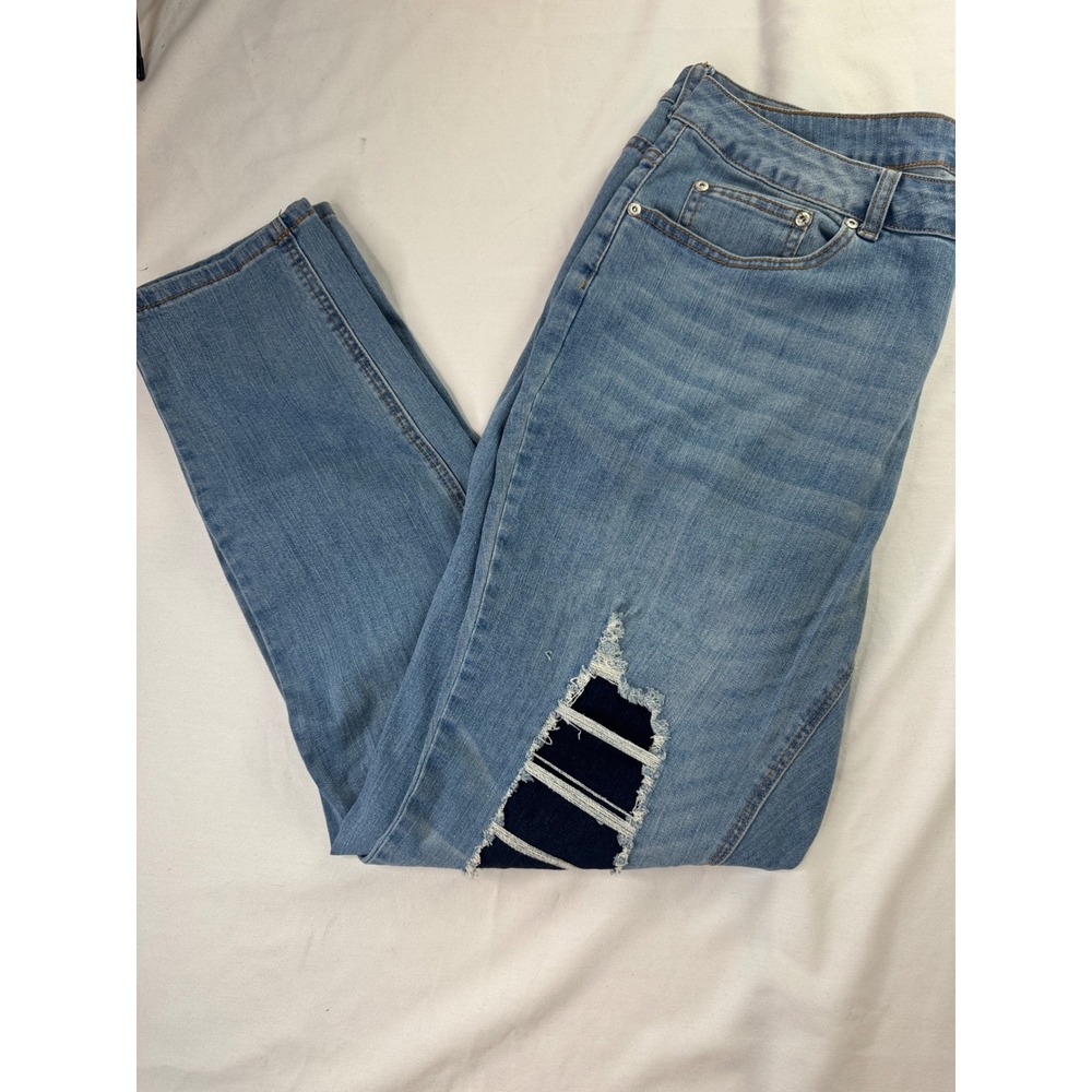 Ashley‎ Stewart Women's Size 16 Blue Skinny Patch Distressed Stretch Denim Jeans - Picture 10 of 10